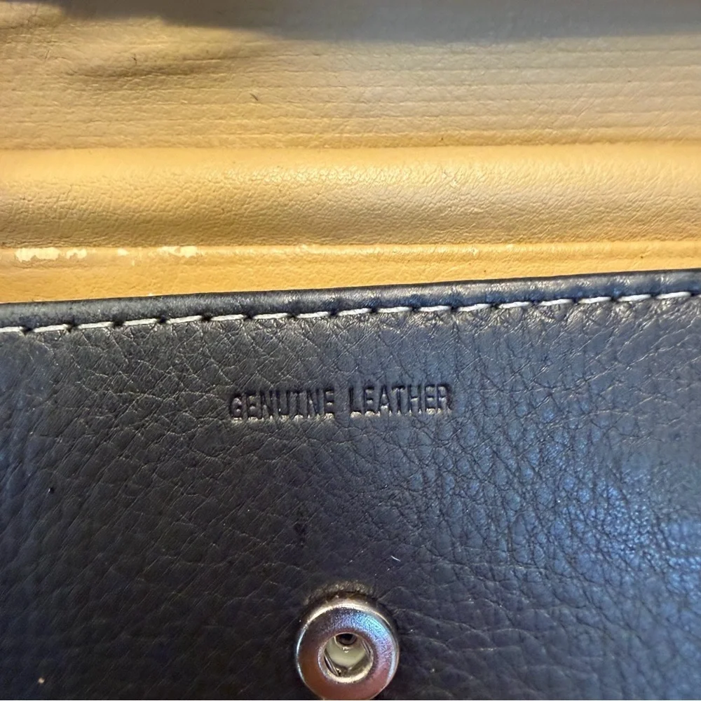 Vintage Minimalist Black‎ Pebbled Leather Continental Clutch Wallet (VGC)